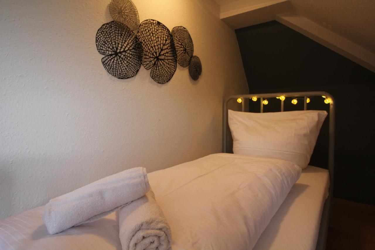 Stylische Ferienwohnung Mit Ausblick Haslach エクステリア 写真